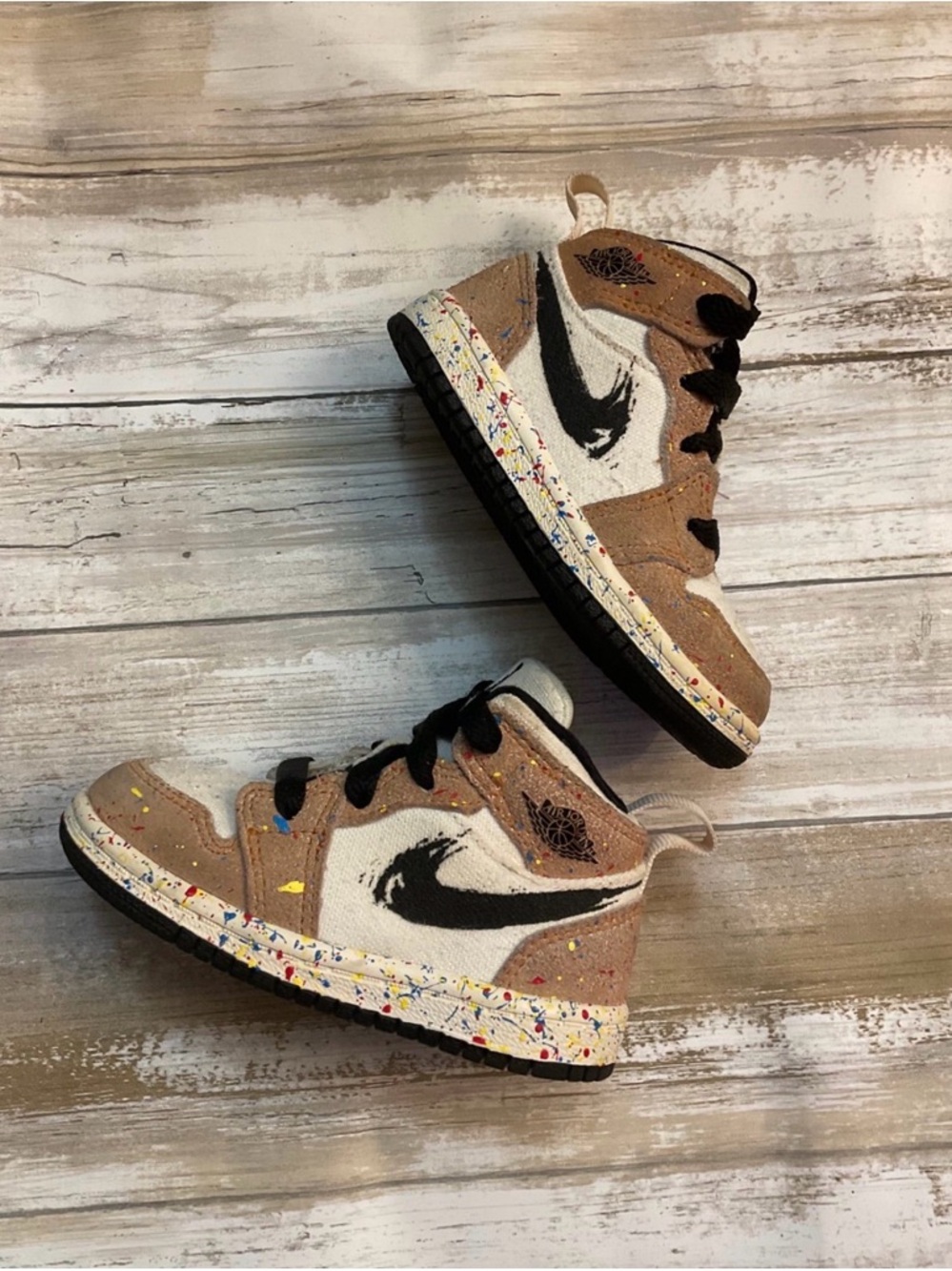 Jordan Kids' High-Top Sneakers in Tan, Black & White with Multicolor Speckle